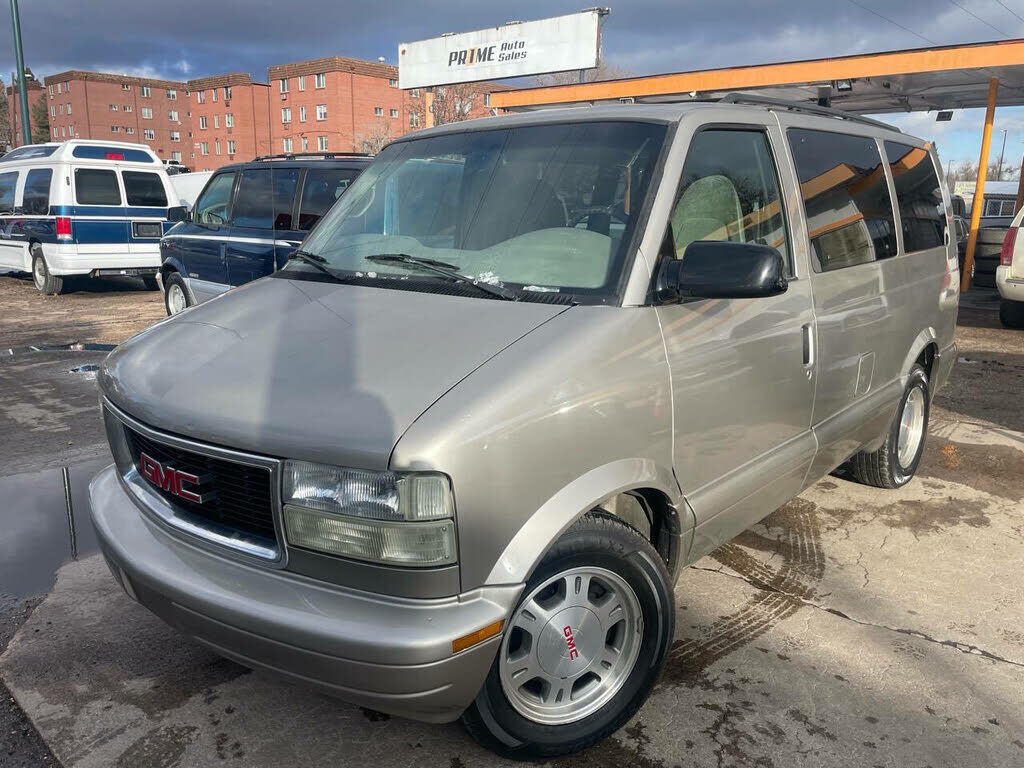 GMC Safari