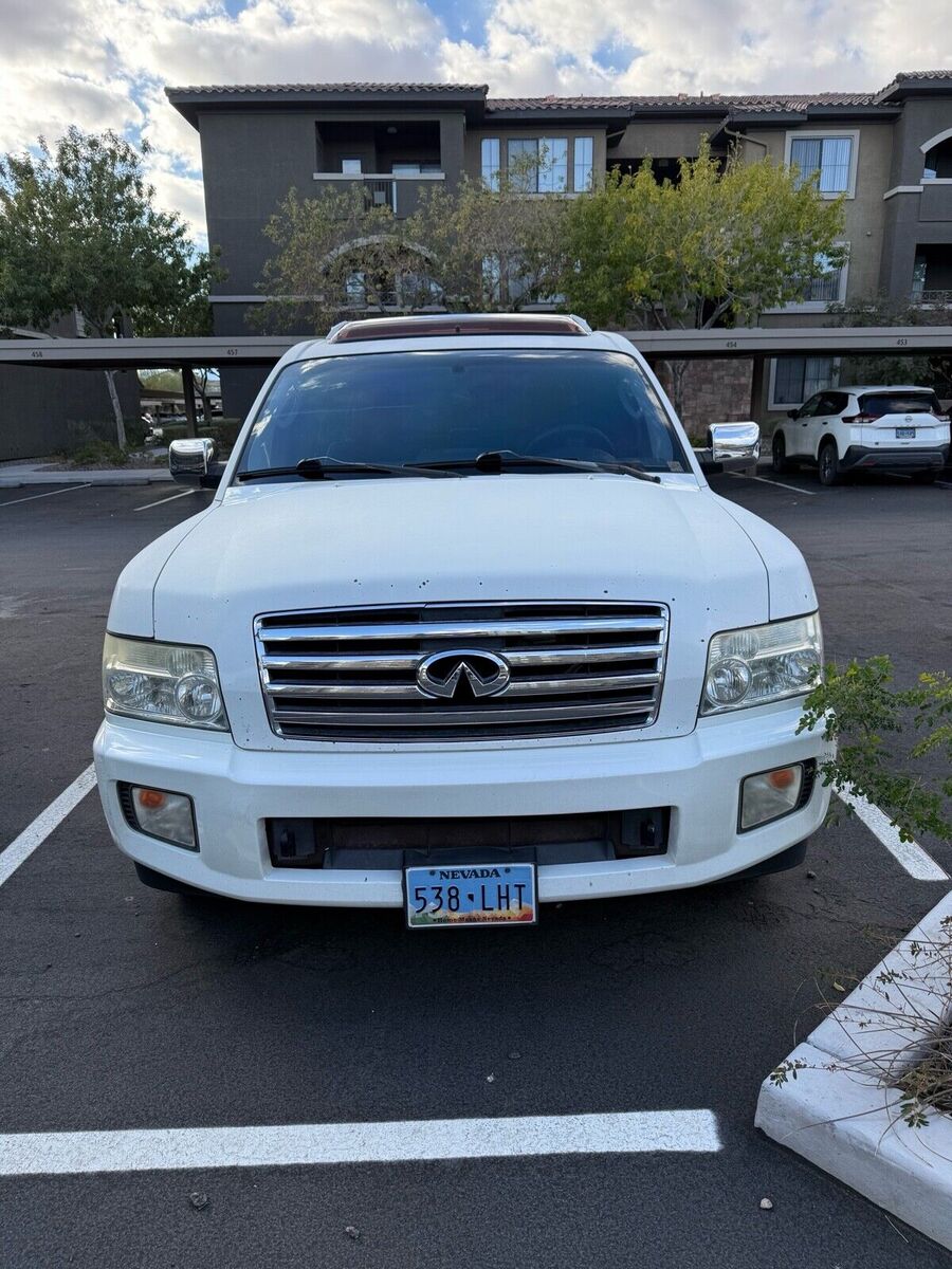 Infiniti QX56