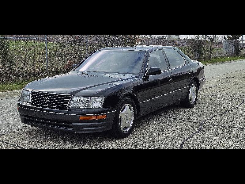 Lexus LS