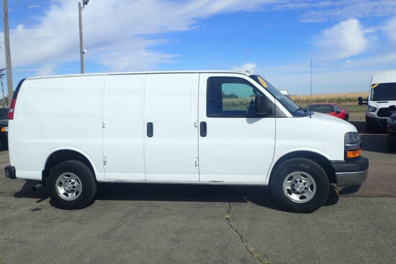 2018 CHEVROLET Express