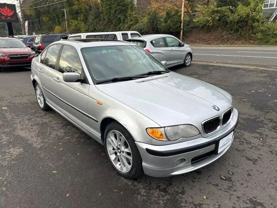 BMW 330i