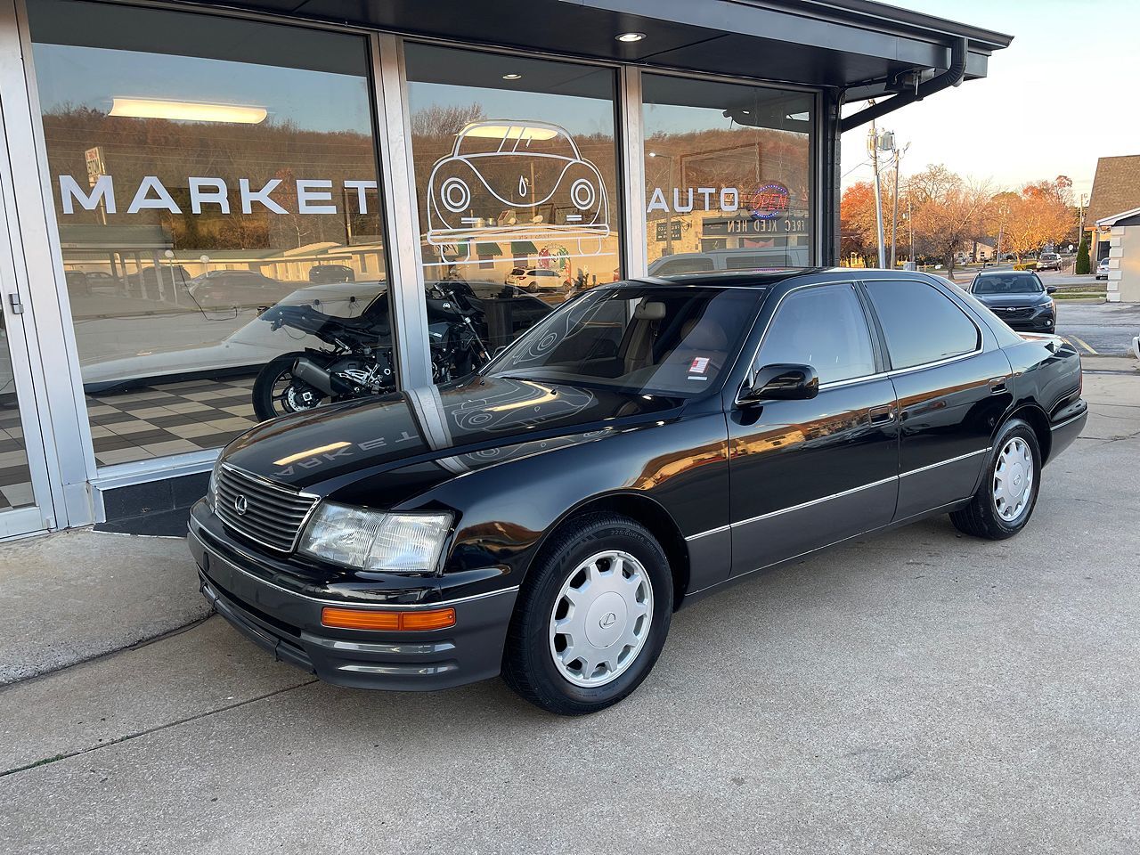Lexus LS