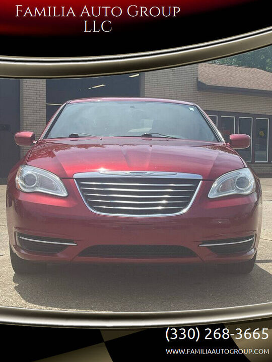 2011 CHRYSLER 200
