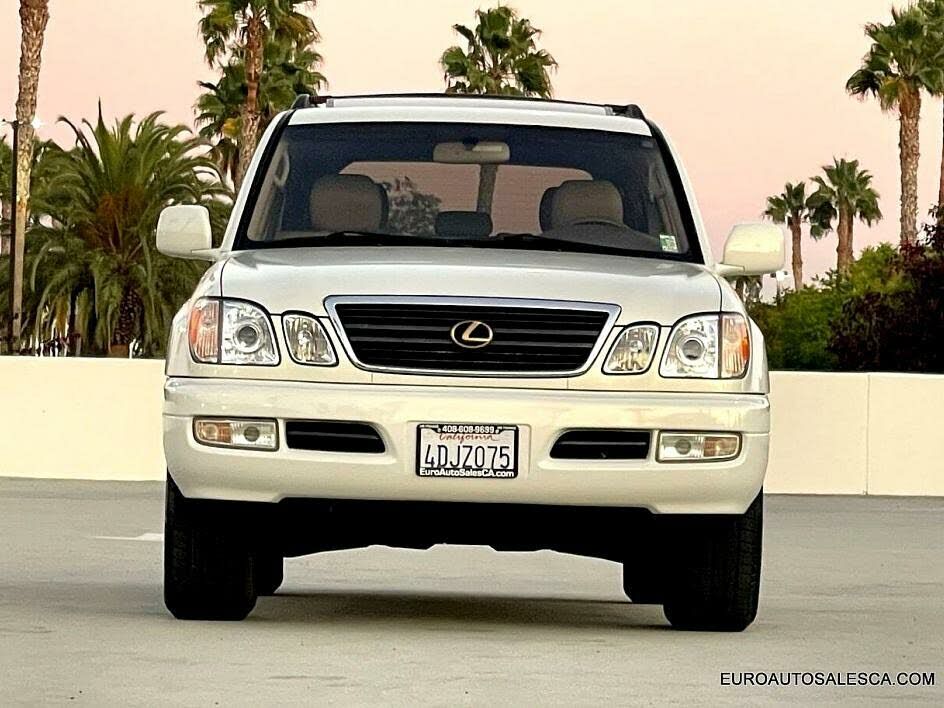Lexus LX