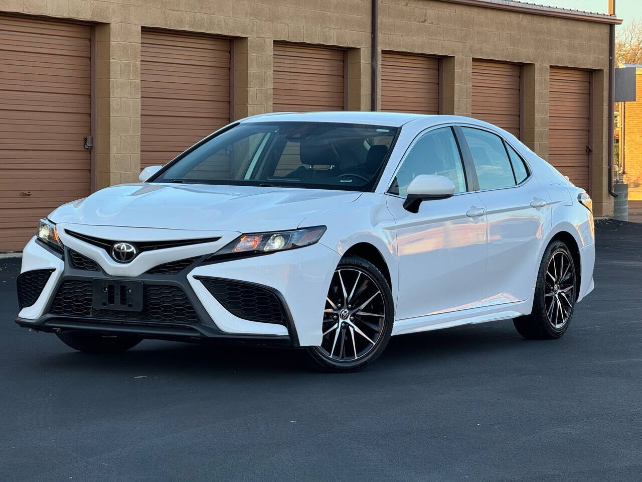 2021 TOYOTA Camry