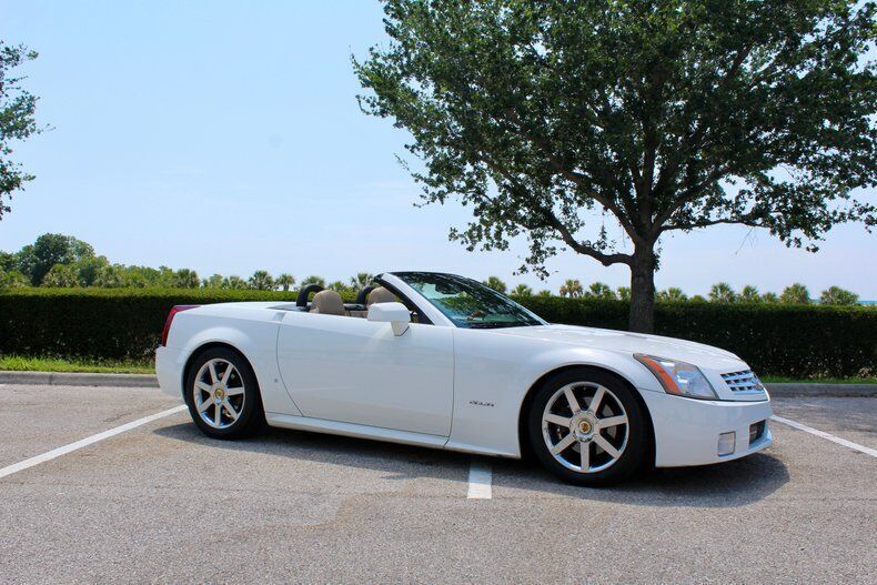 Cadillac XLR