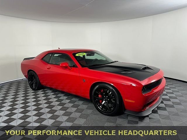 2016 DODGE Challenger