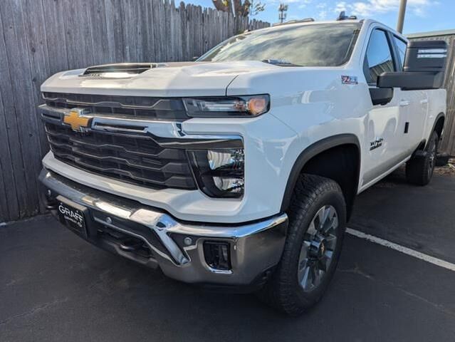 2025 CHEVROLET Silverado HD