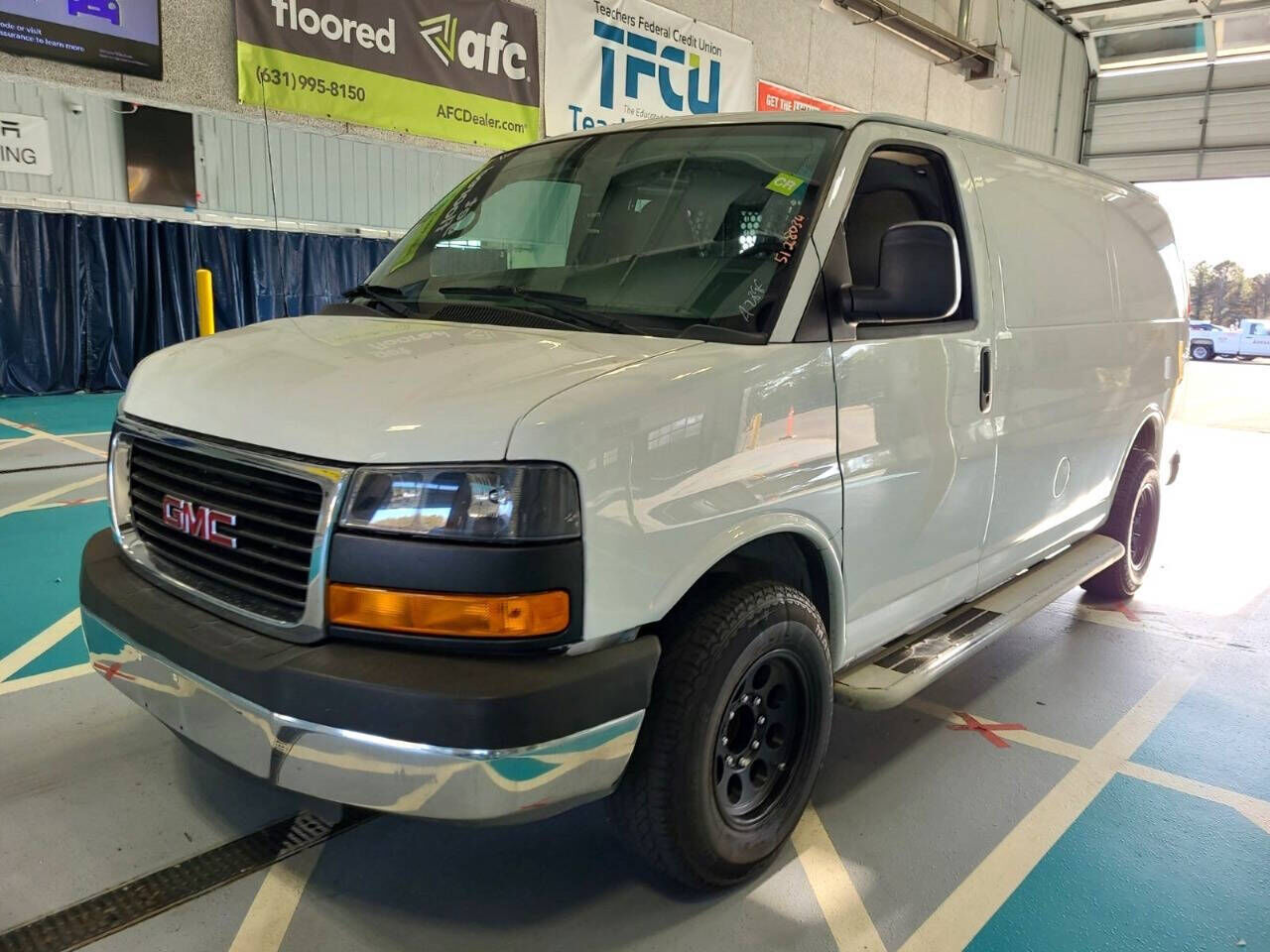 2015 GMC Savana