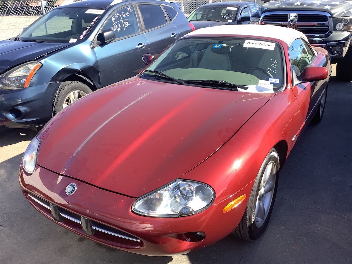 Jaguar XK8