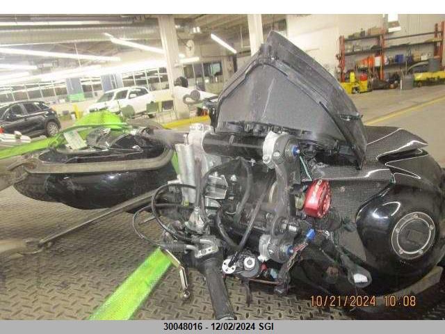 Suzuki GSX-R750