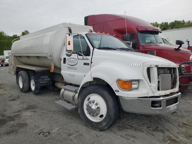 Ford F-750