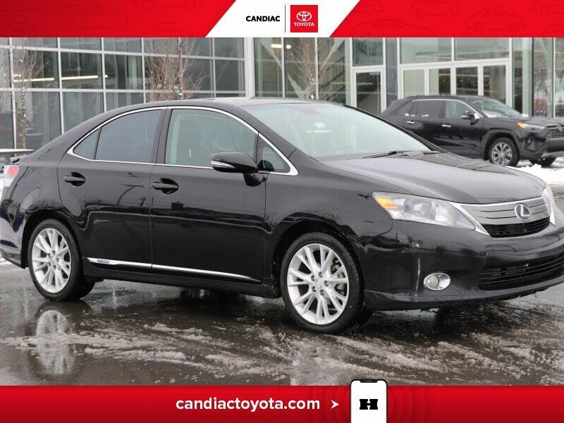 Lexus HS