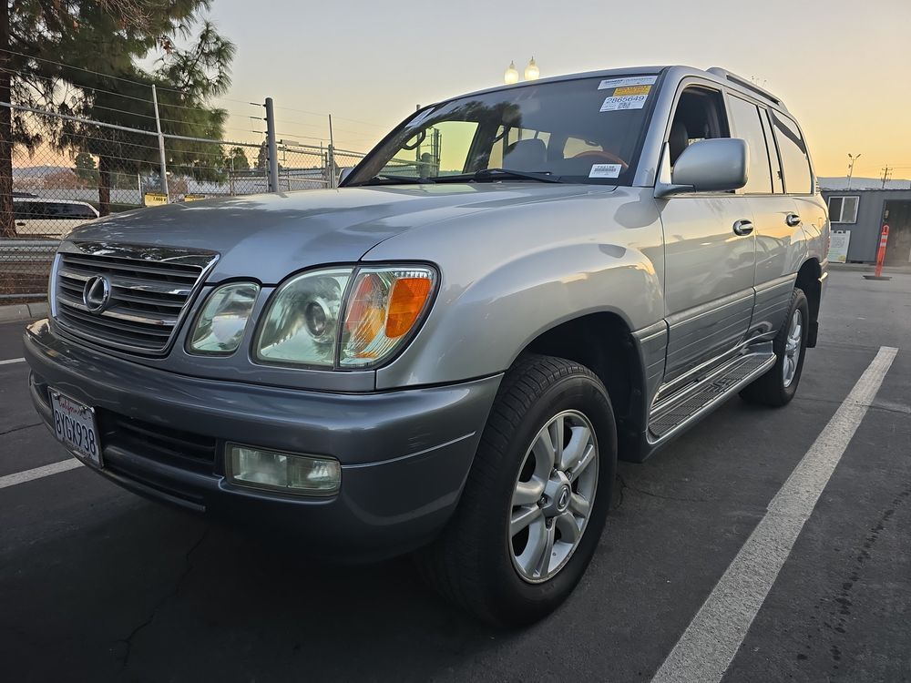 Lexus LX