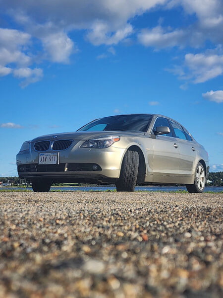 BMW 525xi