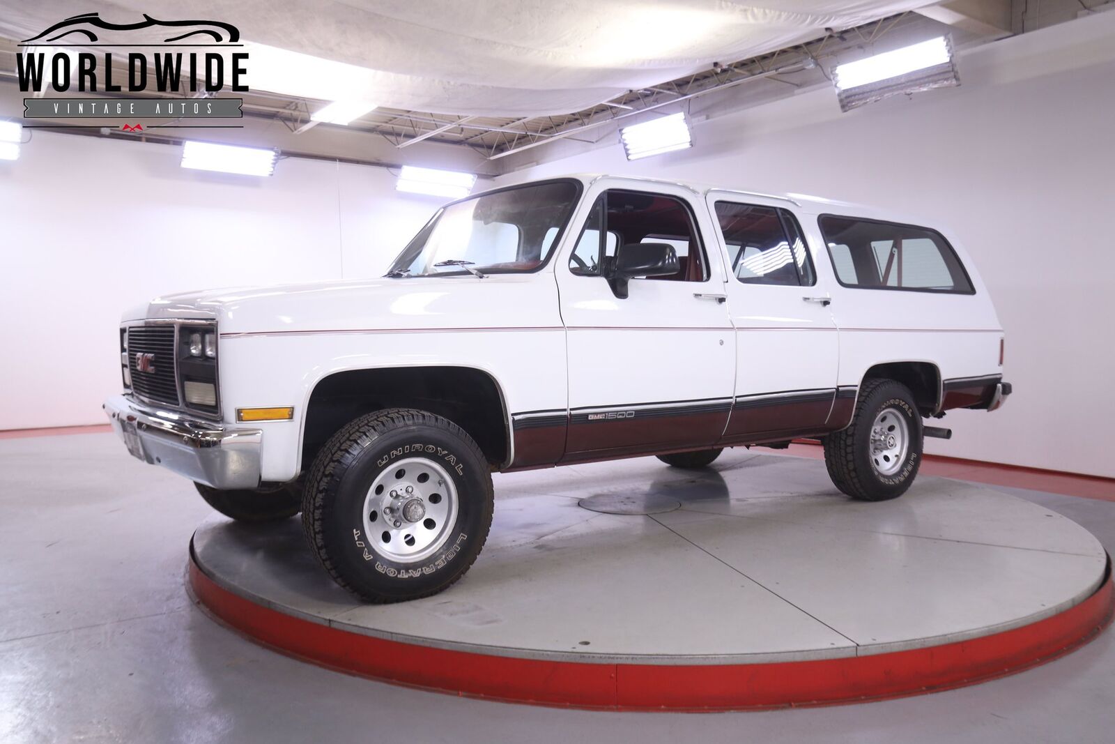 GMC Suburban