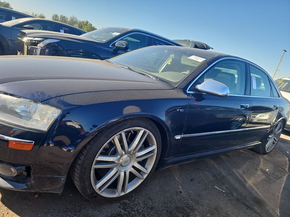 Audi S8