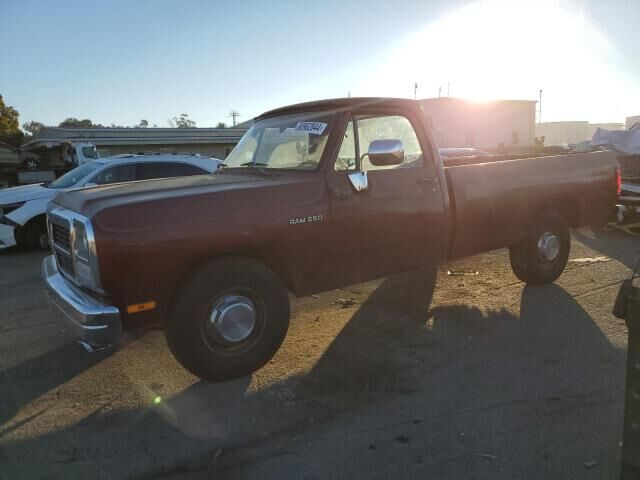 Dodge D-Series