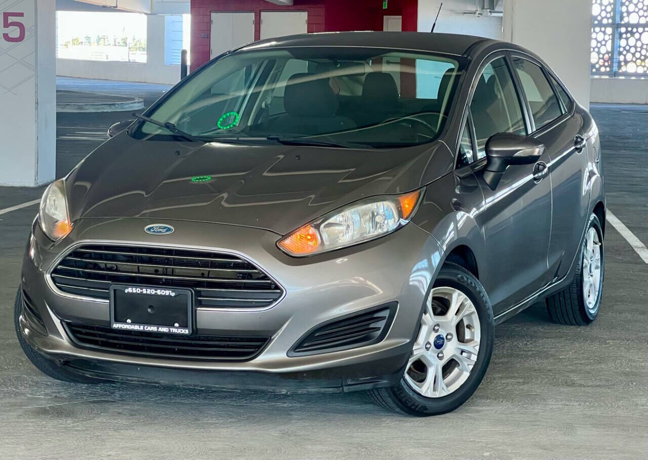 2014 FORD Fiesta
