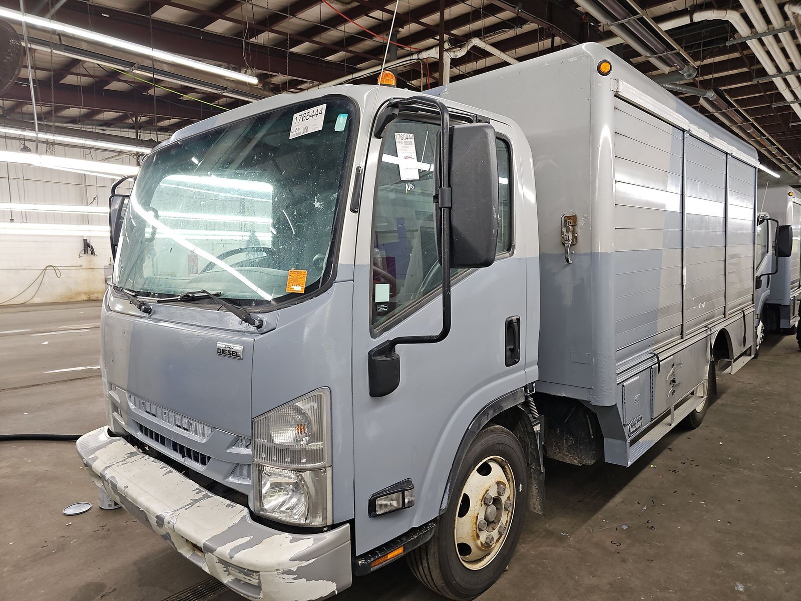 Isuzu NRR