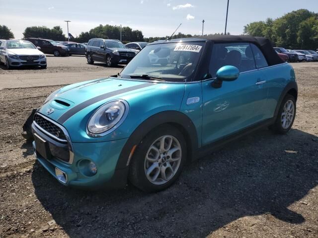 MINI Cooper Convertible