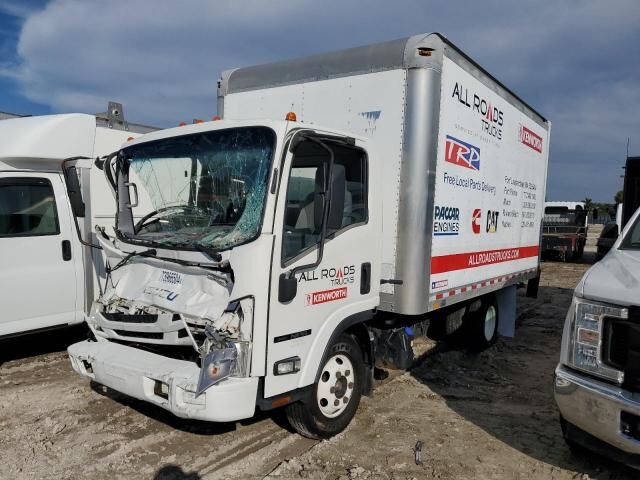 Isuzu NPR