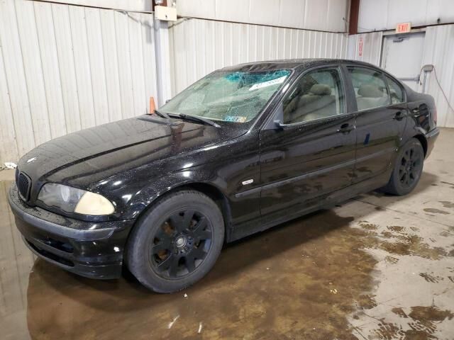 BMW 323i