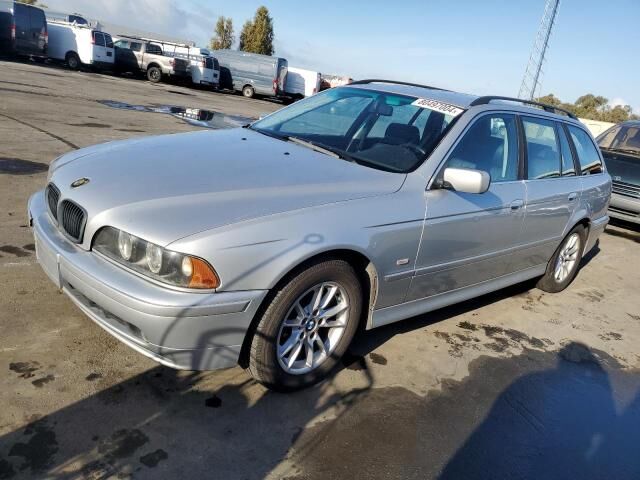 BMW 525iA