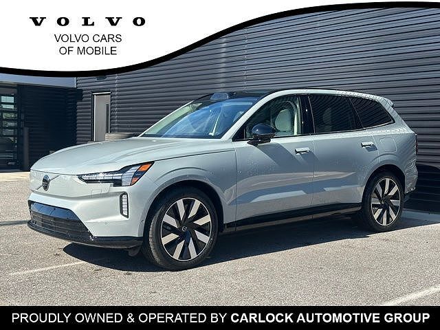 2025 VOLVO EX90
