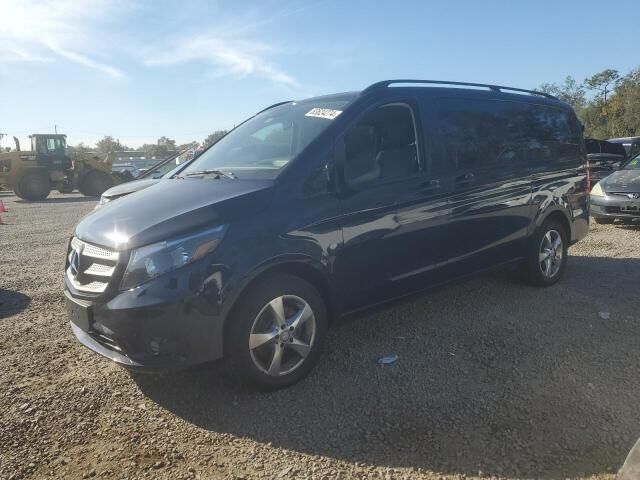 Mercedes-Benz METRIS
