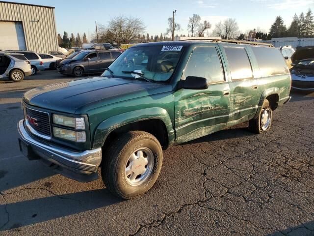 GMC Suburban