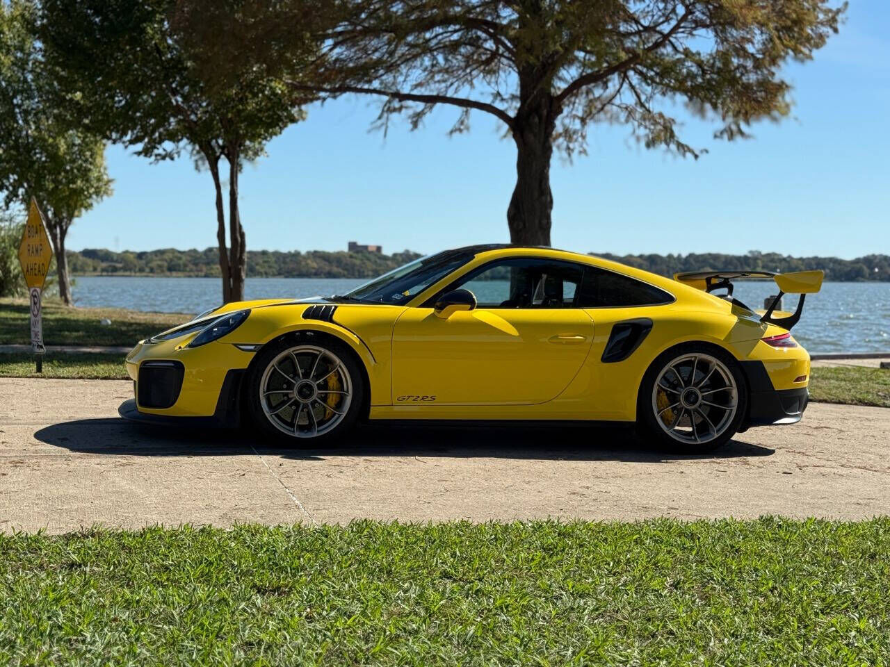 2019 PORSCHE 911
