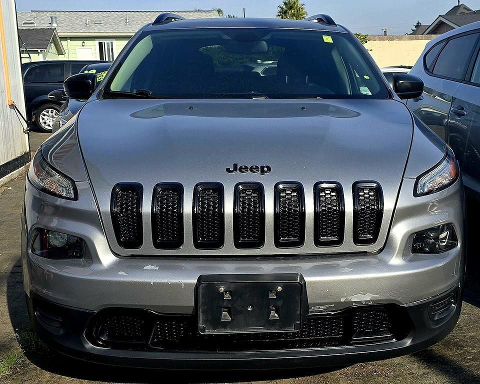 2017 JEEP Cherokee