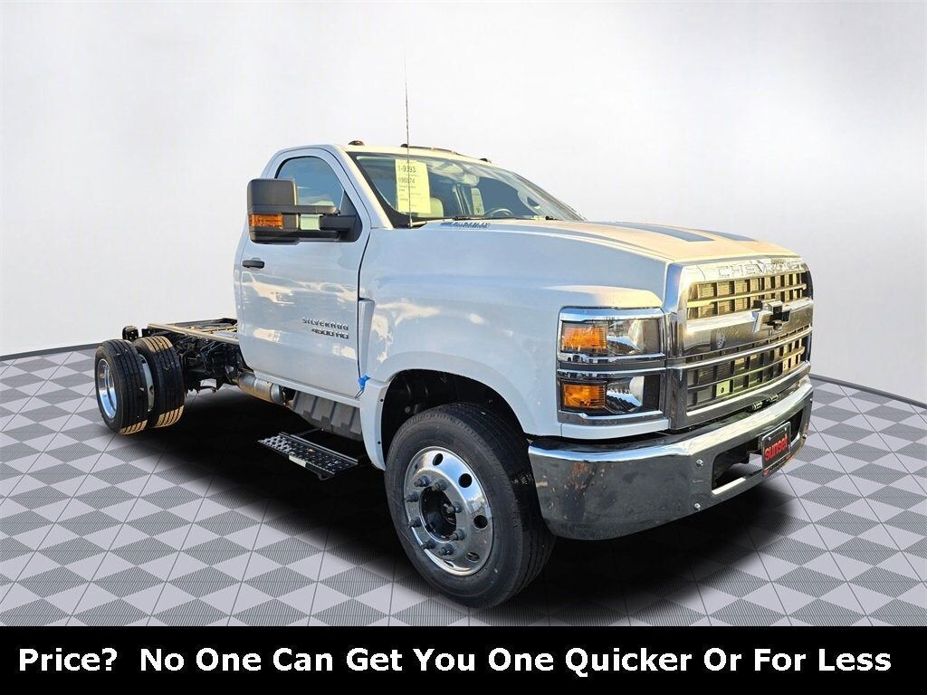 2024 GMC Silverado Medium Duty