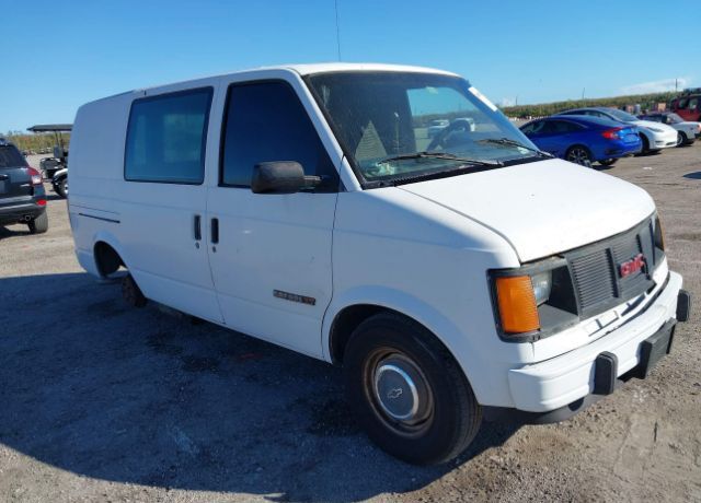 GMC Safari