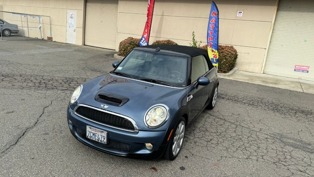 MINI Cooper Convertible