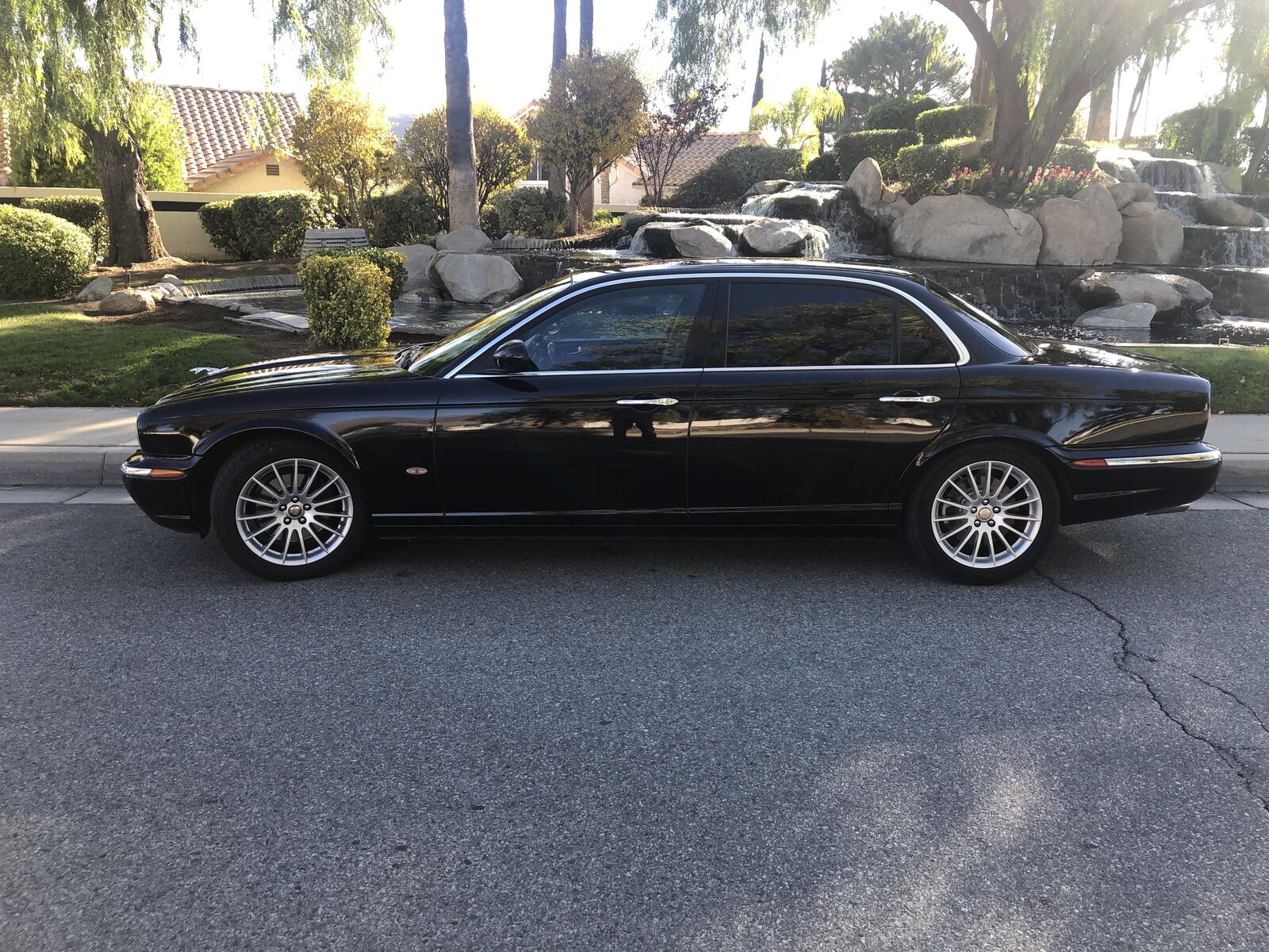 Jaguar XJ