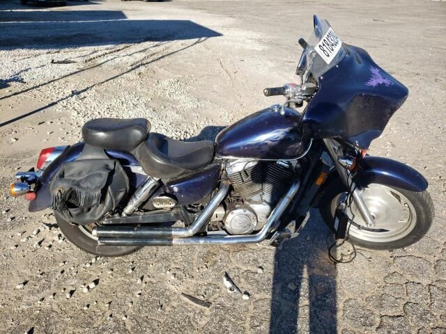 Honda VT1100C2 (SHADOW SABRE)