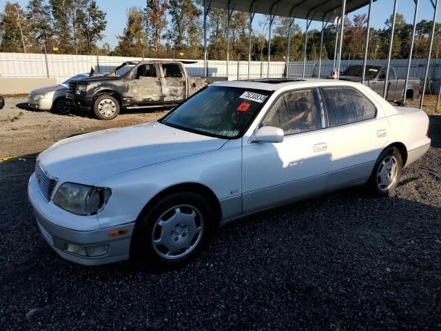 Lexus LS