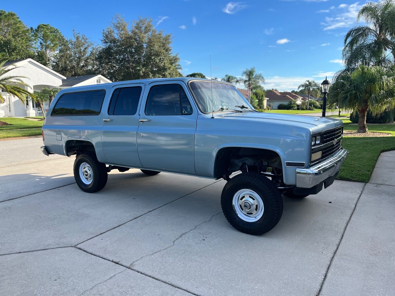 Chevrolet Suburban