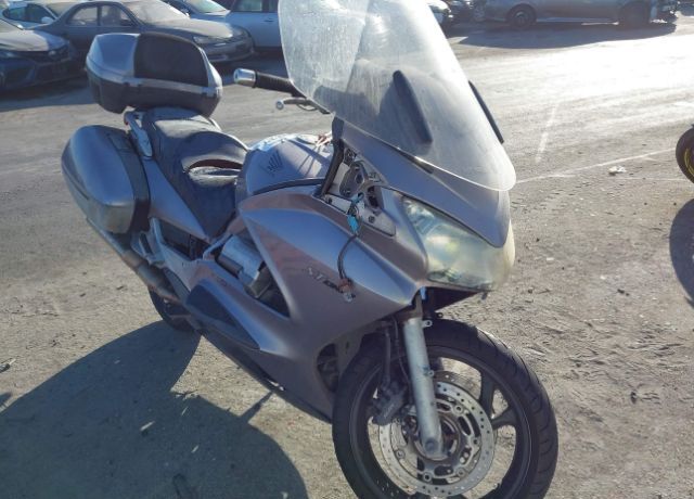 Honda ST1300A