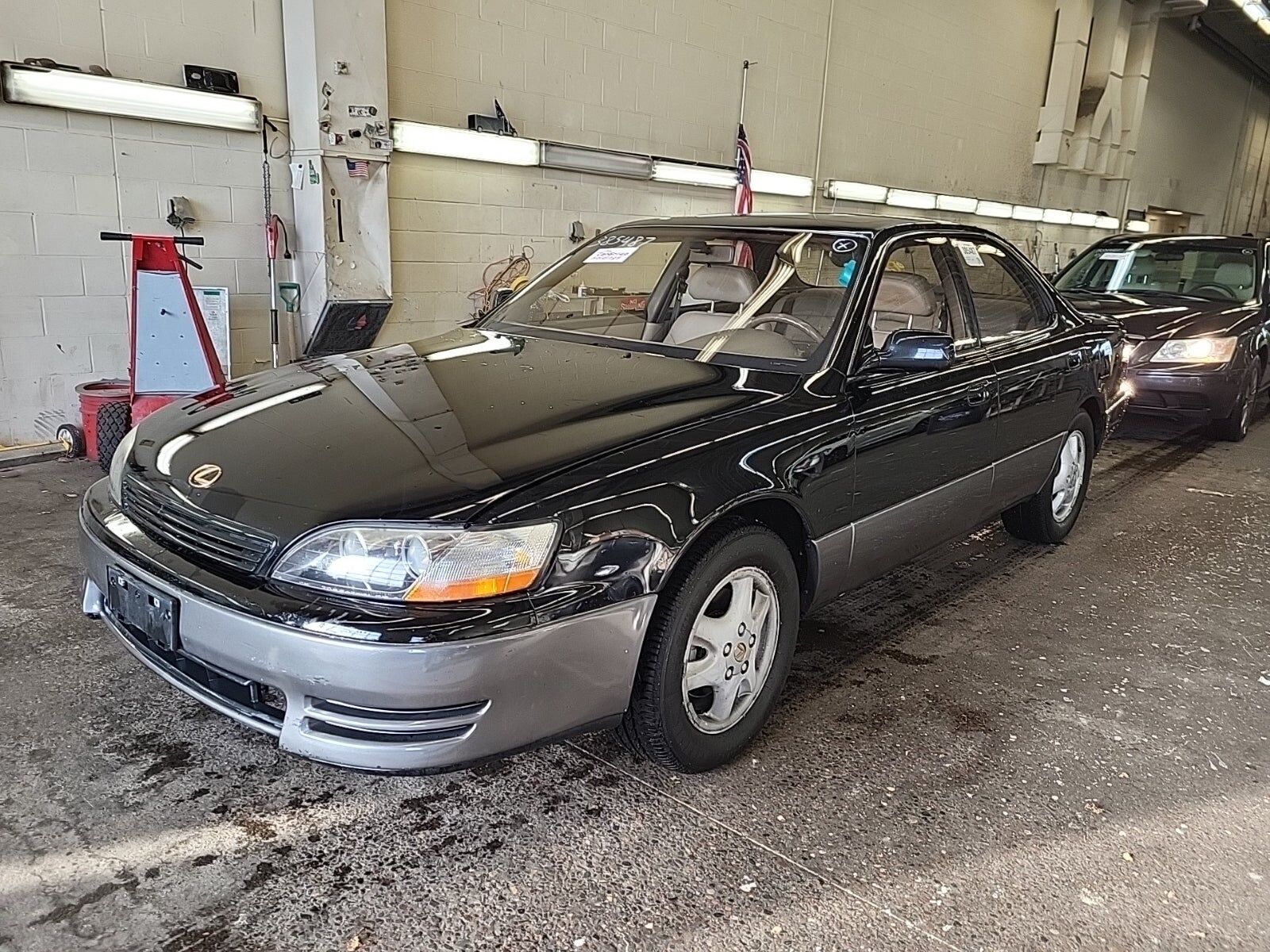 Lexus ES