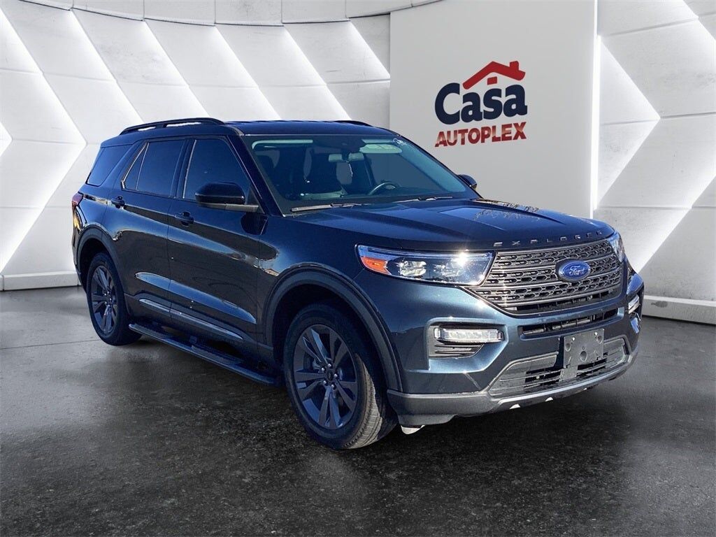 2022 FORD Explorer