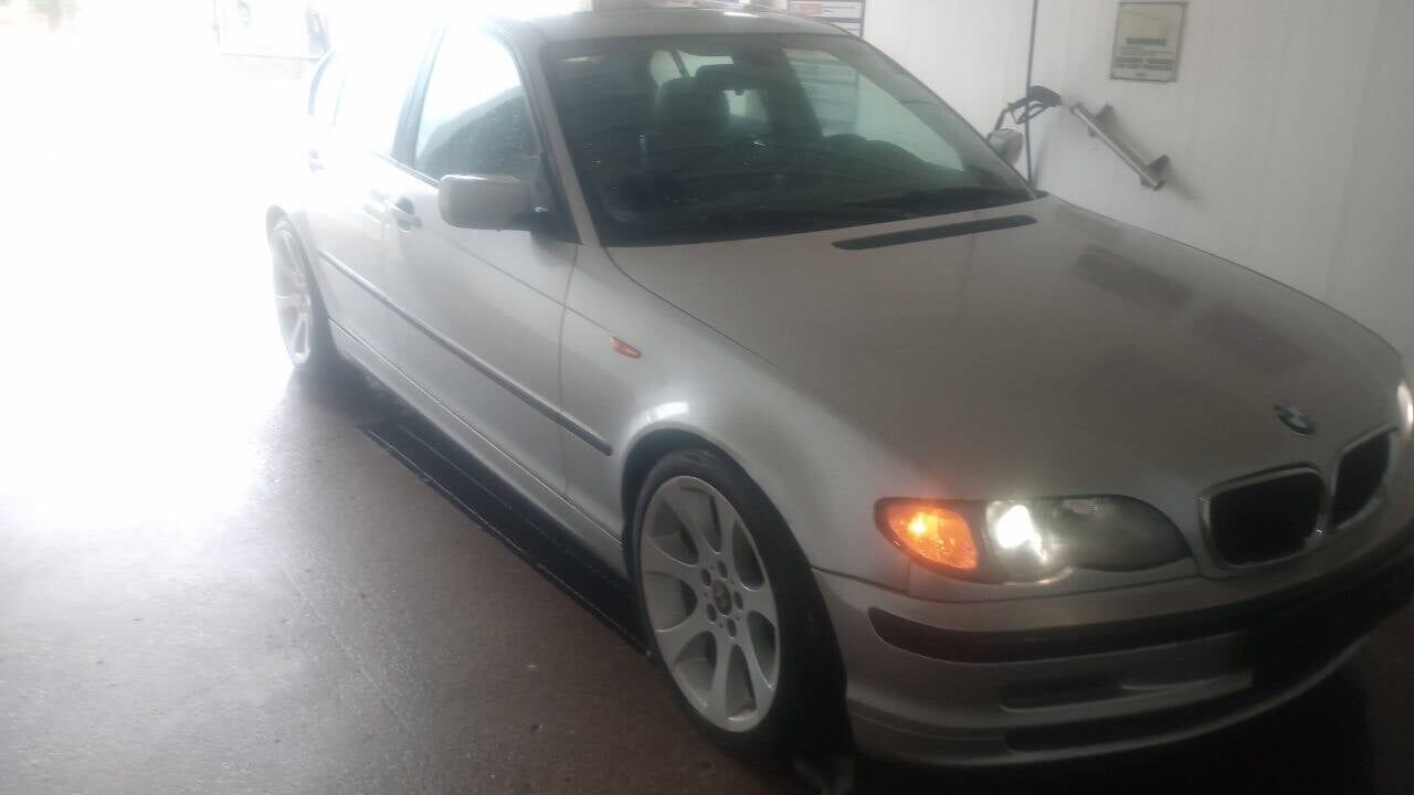 2003 BMW 3 Series