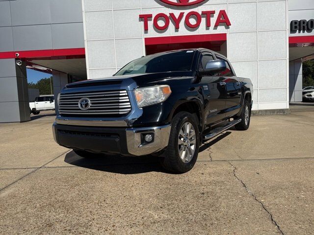 2017 TOYOTA Tundra