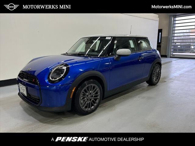 2025 MINI Hardtop
