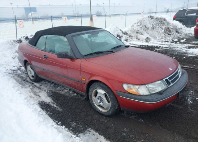 Saab 900
