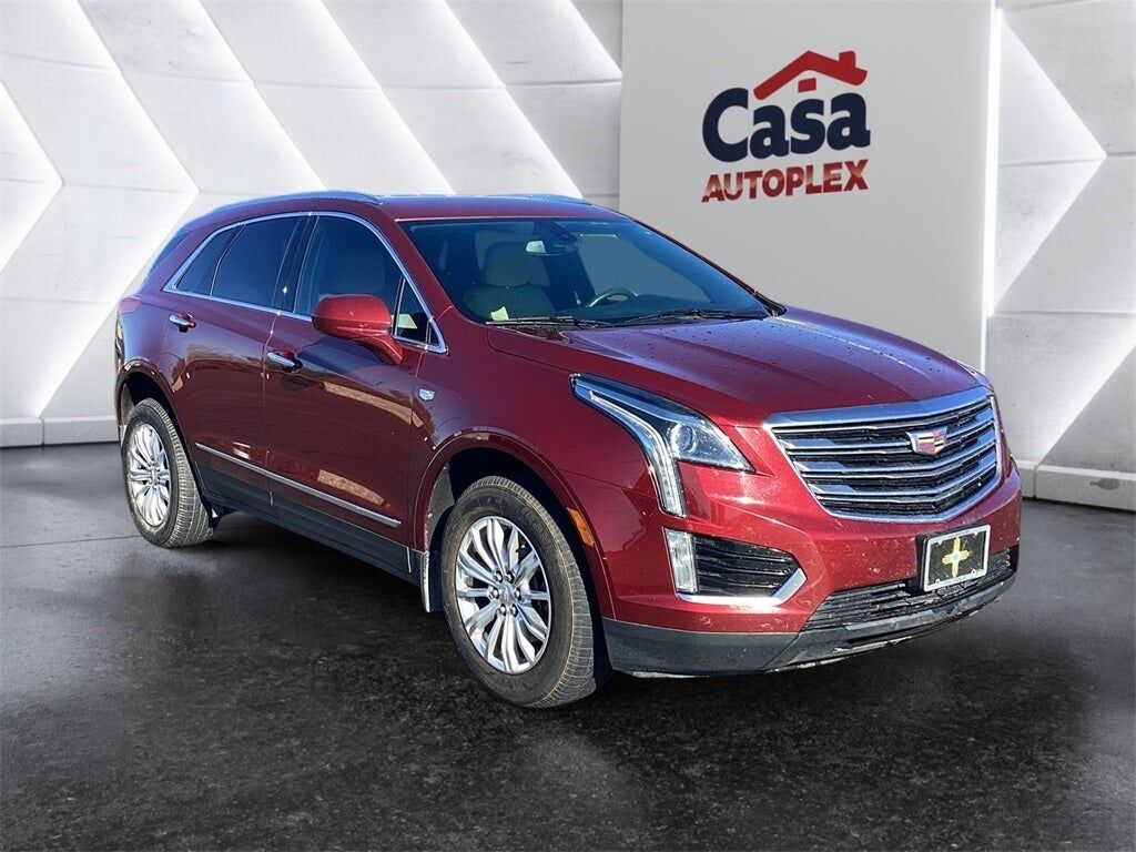 2017 CADILLAC XT5