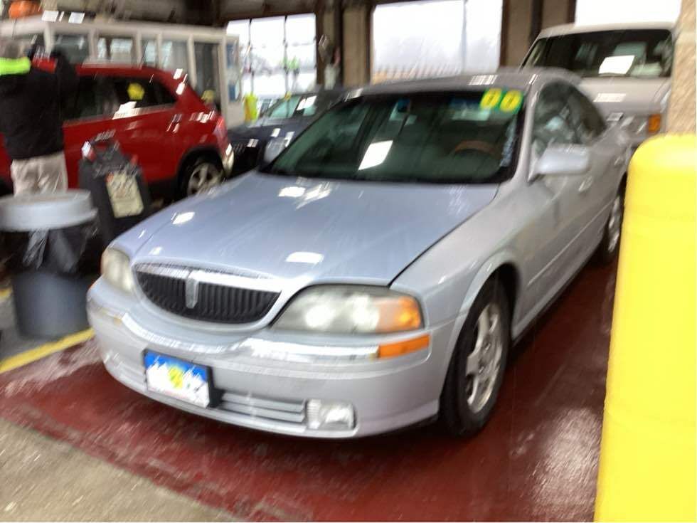 Lincoln LS