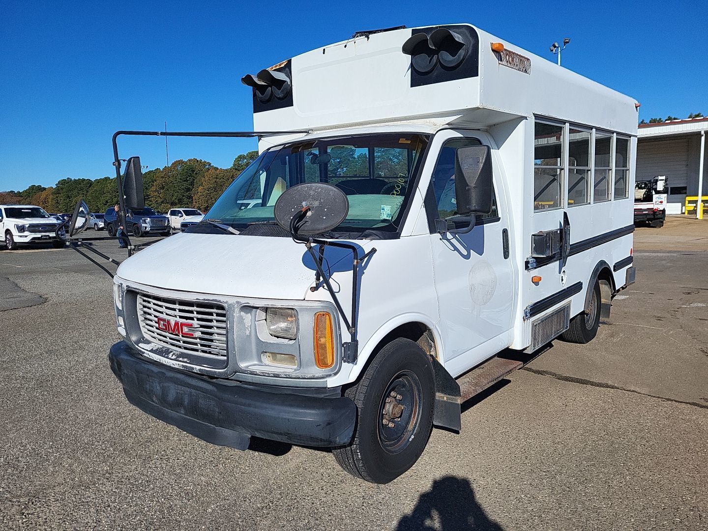 GMC Savana